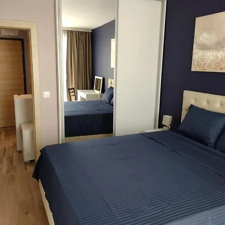 луксозен двустаен 公寓 圣君士坦丁和海伦那