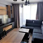 луксозен двустаен Apartment Saints Constantine and Helena